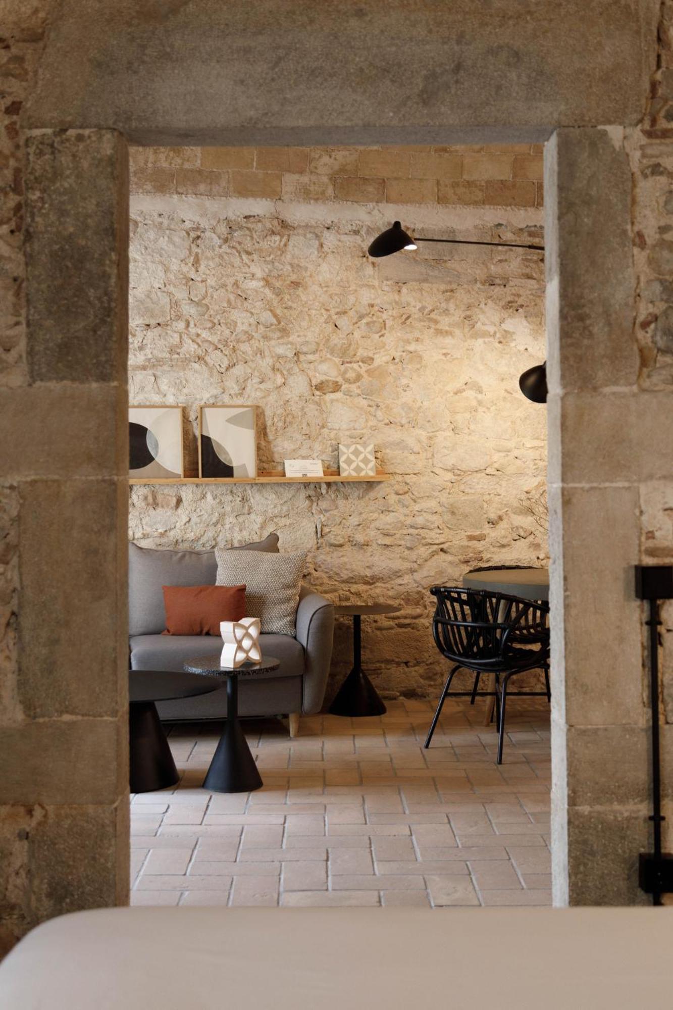 La Comuna By Bon Dia Residences Girona Exterior photo