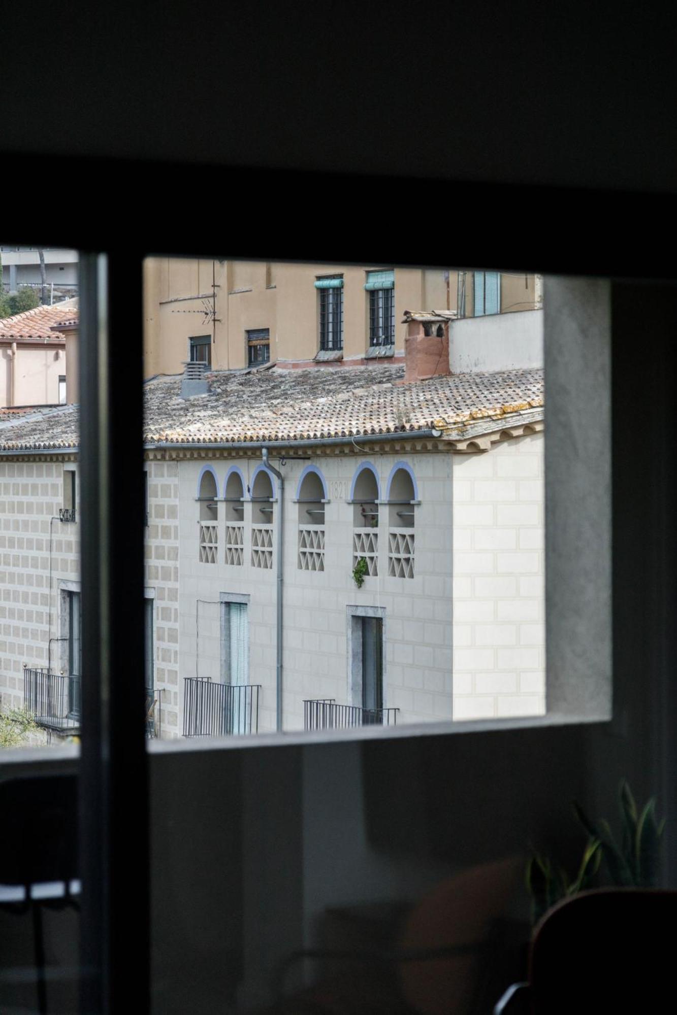 La Comuna By Bon Dia Residences Girona Exterior photo